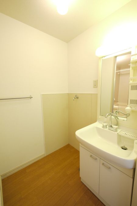Washroom.  ※ Same floor plan another room