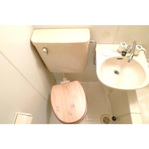 Toilet