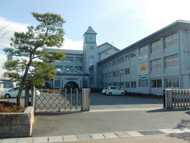 Primary school. Moriyama 1832m until the Municipal speed field Elementary School