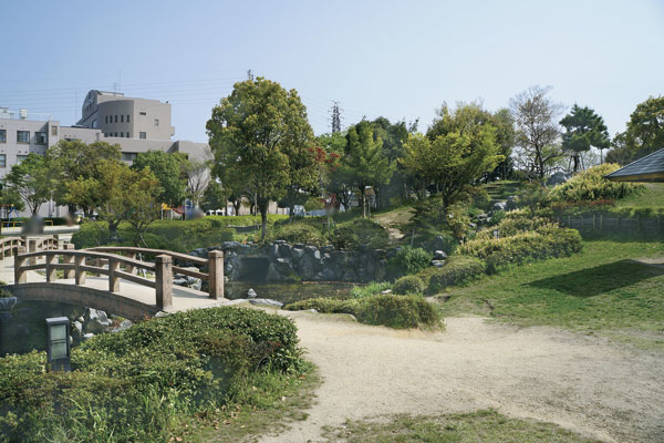Surrounding environment. Moriyama petting park ・ Moriyama-cho Park (18 mins ・ About 1440m)