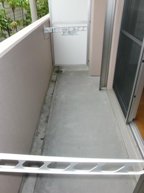 Balcony. Width ・ Depth is also a spacious balcony. 