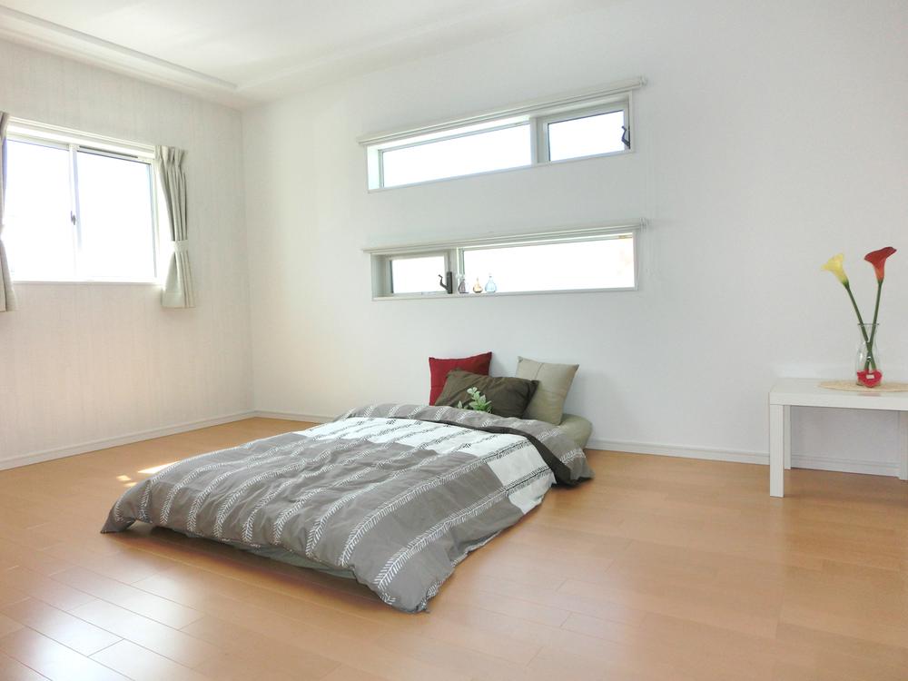 Non-living room. Spacious main bedroom of 10 Jokoe! 3 Pledge of walk-in closet is also attractive.