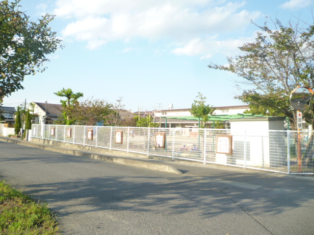 kindergarten ・ Nursery. Alice nursery school (kindergarten ・ 377m to the nursery)