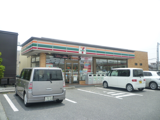 Convenience store. 286m to Seven-Eleven Omihachiman shirotori store (convenience store)