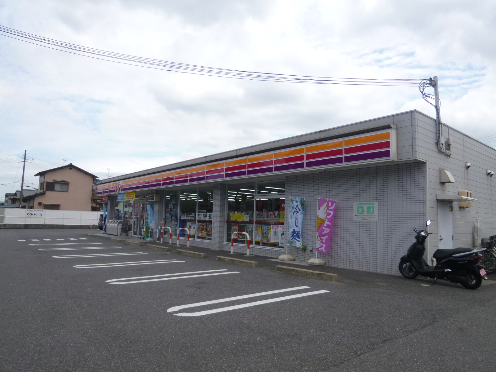 Convenience store. Circle K Otsu Kokubu chome store up (convenience store) 433m