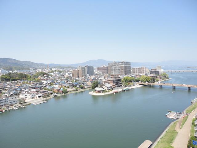 View photos from the dwelling unit