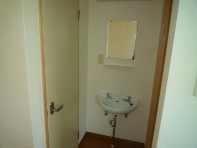 Washroom.  ※ Photo 307, Room