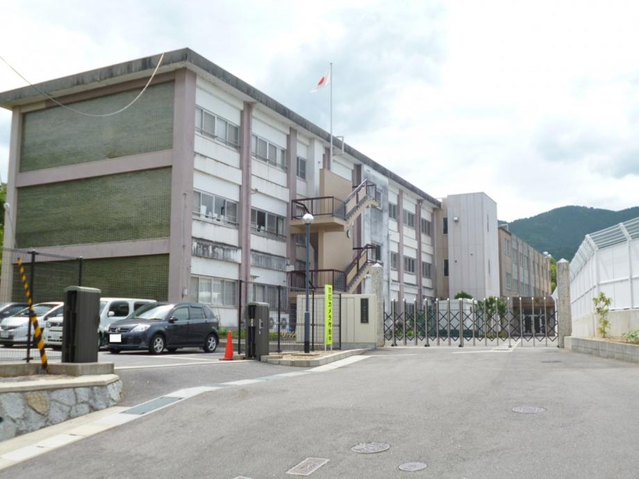 Primary school. 1443m to Otsu Municipal Ika stand elementary school