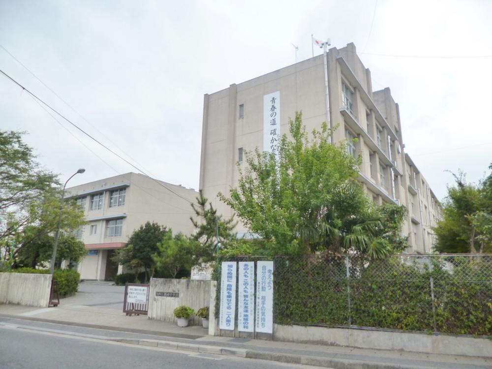 Junior high school. 1694m to Otsu Municipal Seta Junior High School