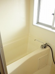 Bath. It is a bathroom with a ventilation window