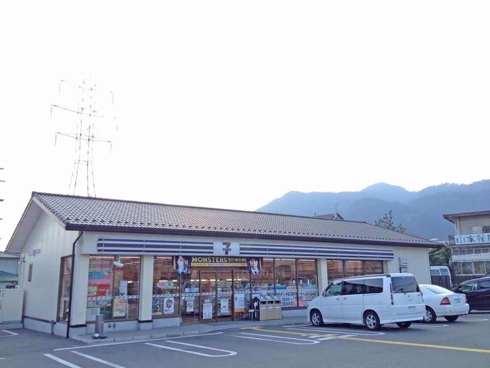 Convenience store. Seven-Eleven 878m to Otsu Sakamoto 3-chome