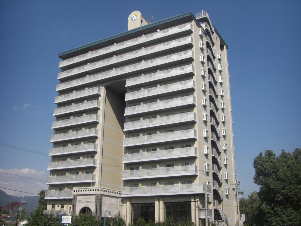 Local appearance photo. Apartment with a natural hot spring