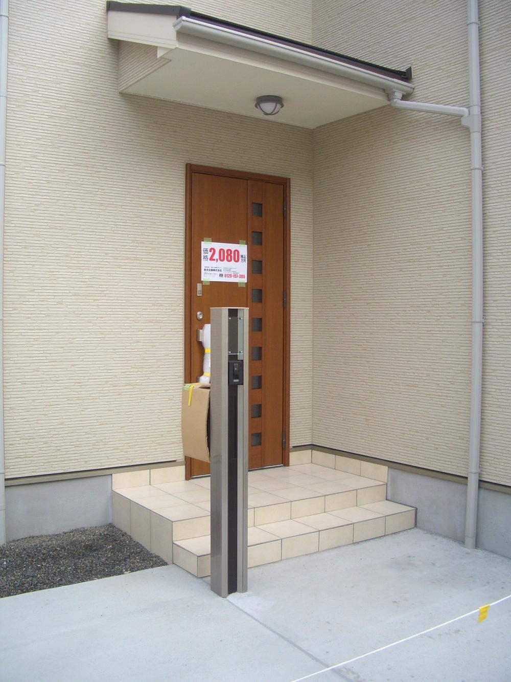 Entrance. No. 1 Location: entrance