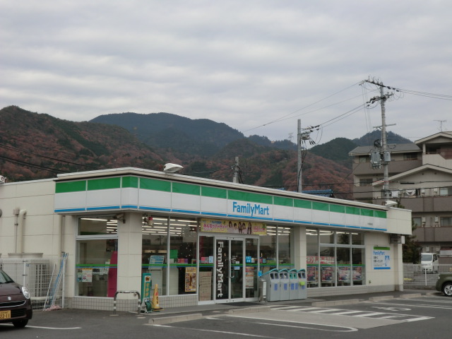 Convenience store. FamilyMart Otsu Takasago shop until the (convenience store) 650m