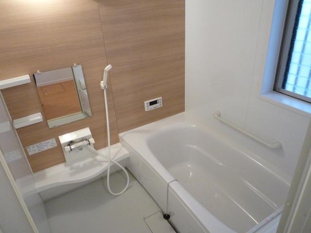 Same specifications photo (bathroom). Same specifications photo (bathroom) Hitotsubo type of barrier-free! Bathroom with heater