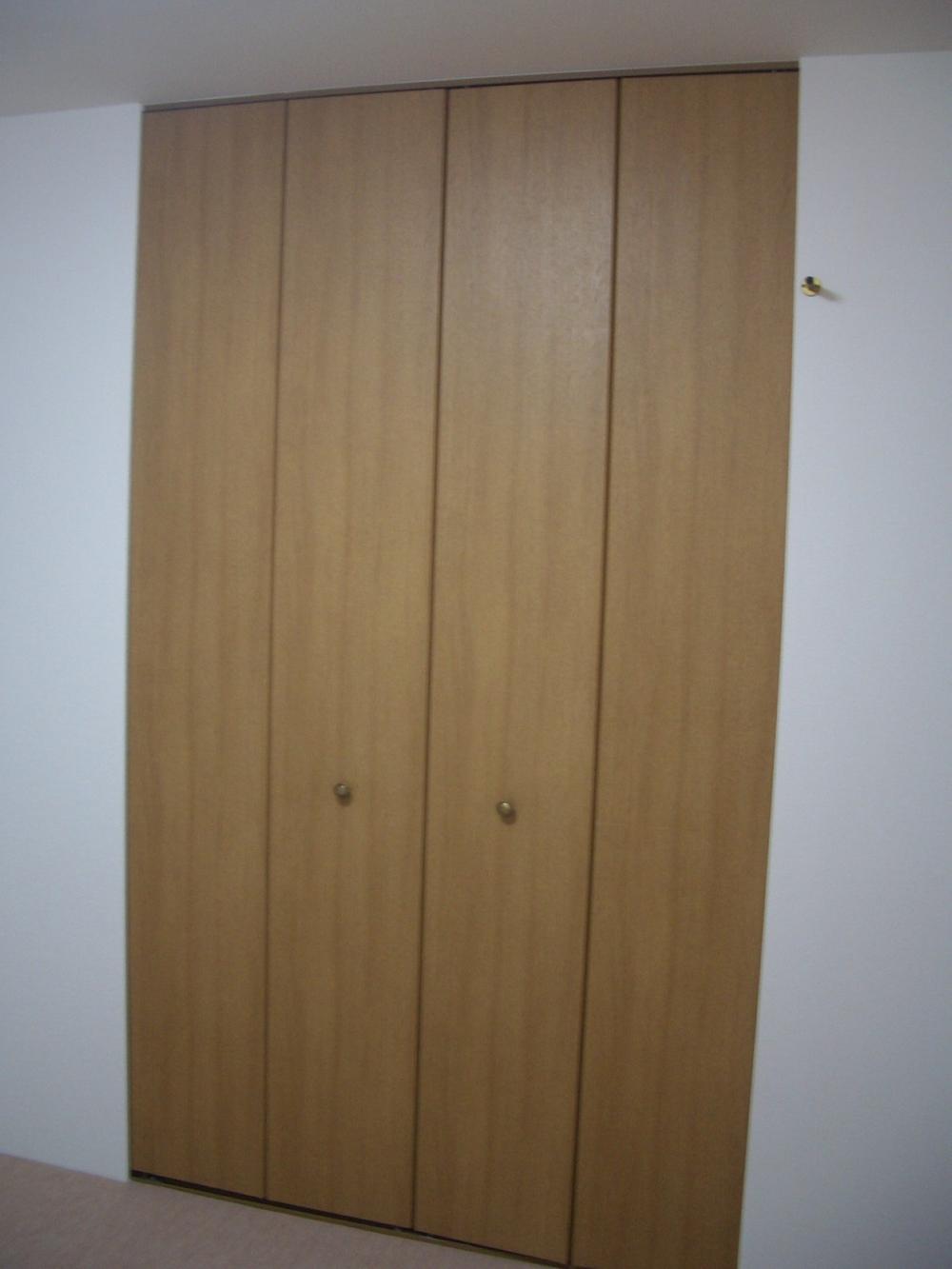 Receipt. Western-style housing