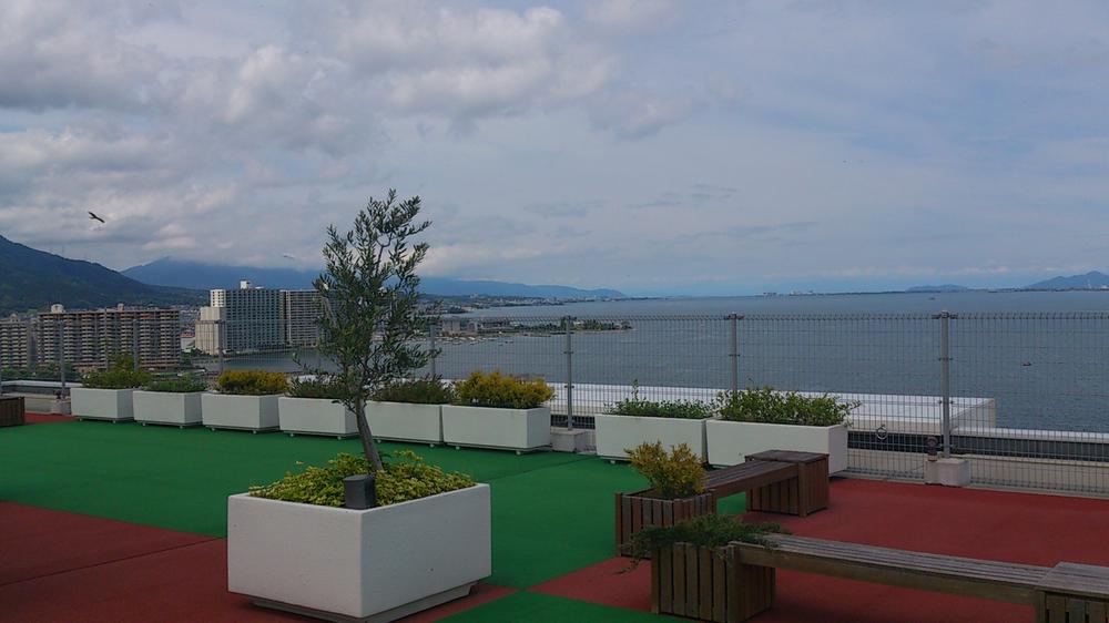 Other common areas. Common areas (rooftop terrace)