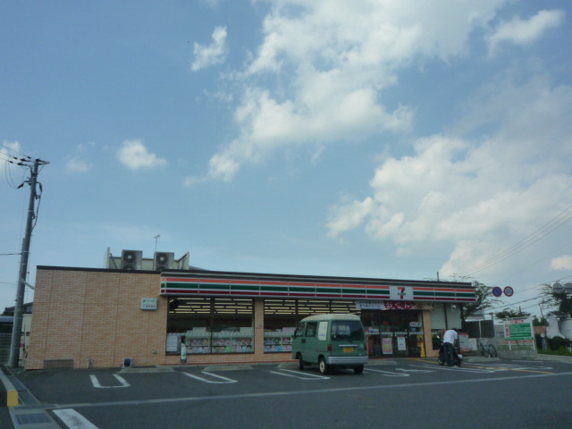 Convenience store. Seven-Eleven Otsu Kokubu 1-chome to (convenience store) 434m