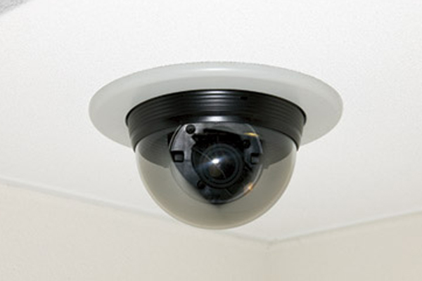 Security.  [surveillance camera] Drive way and windbreak room, Record throughout the common areas, such as in the elevator. Set up a surveillance camera to protect the safety of the people of tenants, It has improved the security of (same specifications)
