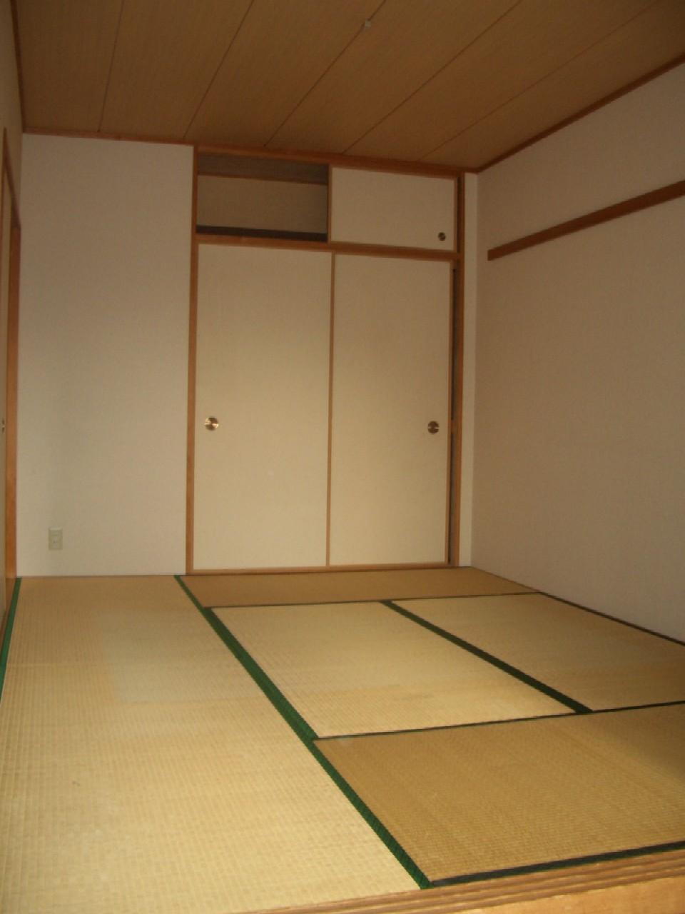Non-living room. Japanese style room