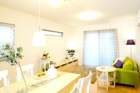 Living. living ・ Dining and floor heating rooms in two locations (each item of land)