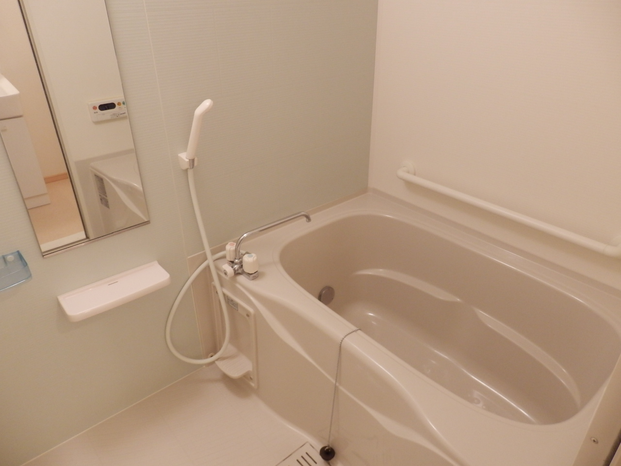 Bath. Bathroom ventilation dryer. With reheating function ☆