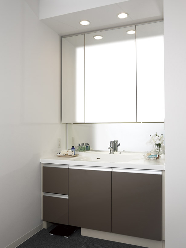 Bathing-wash room.  [bathroom] In a busy morning of grooming, Wash room of texture and simple design that gives the calm. Of course, the ease of care, Emphasis on fine-grained usability. This space can become a radiant mood (D1 type model room)