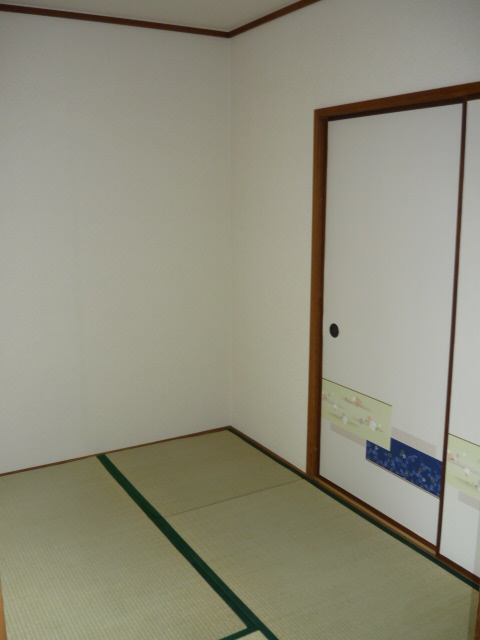 Living and room. Japanese-style room 4.5 Pledge