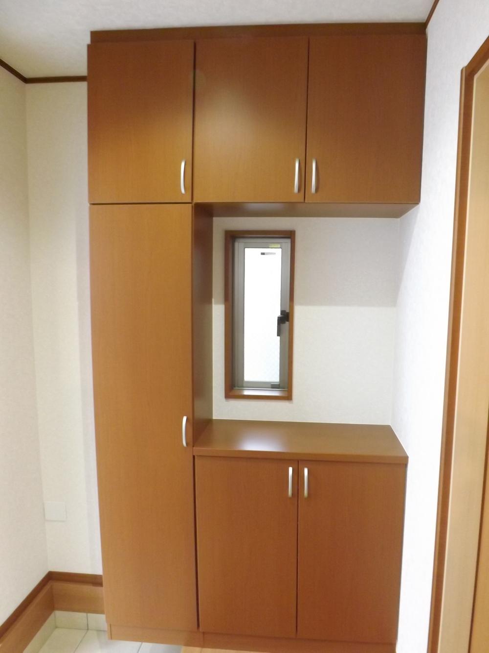 Same specifications photos (Other introspection). Same specifications photo (entrance introspection)