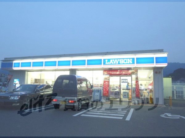 Convenience store. Lawson Otsu Hieitsuji 2-chome up (convenience store) 770m
