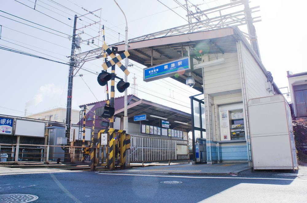 station. Keihan Ishizaka line Awazu 600m to the Train Station