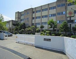 Primary school. 1253m to Otsu Municipal Karasaki Elementary School