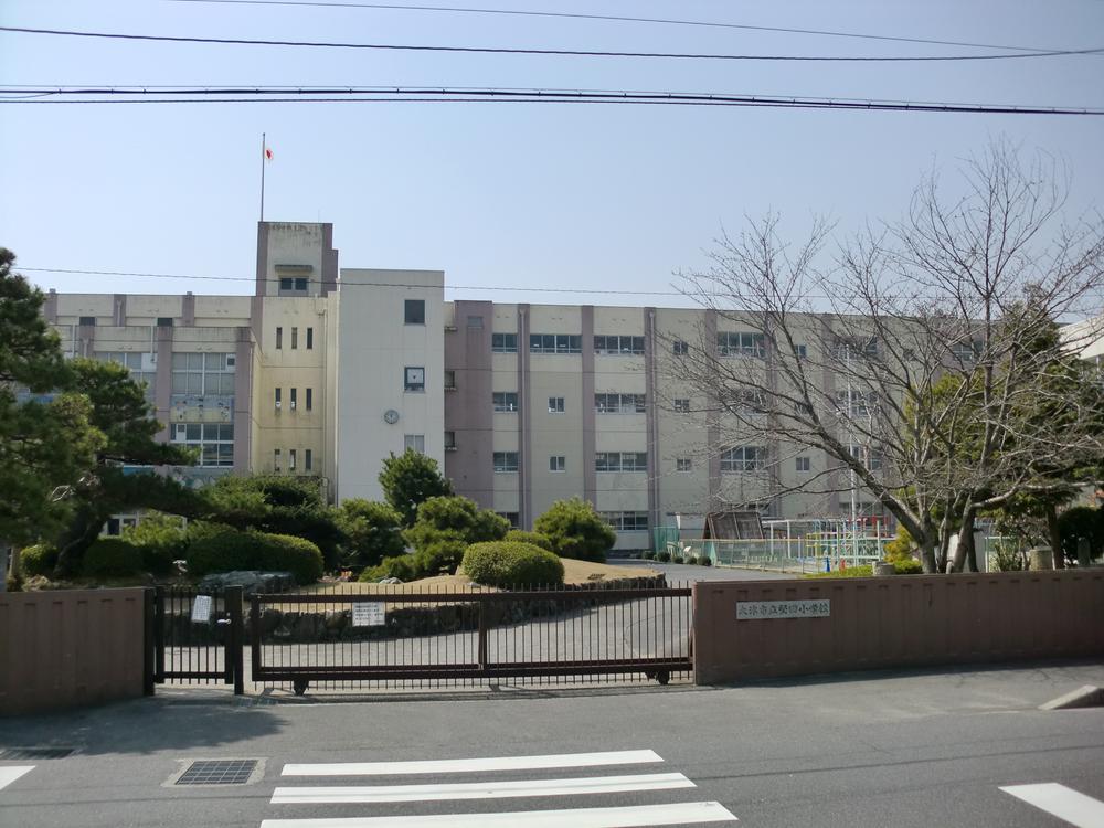 Primary school. 1082m to Otsu Municipal Katada Elementary School