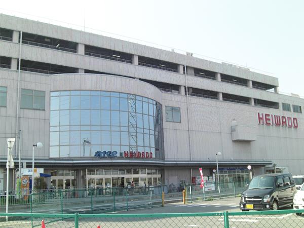 Shopping centre. Heiwado Arce until Sakamoto 386m