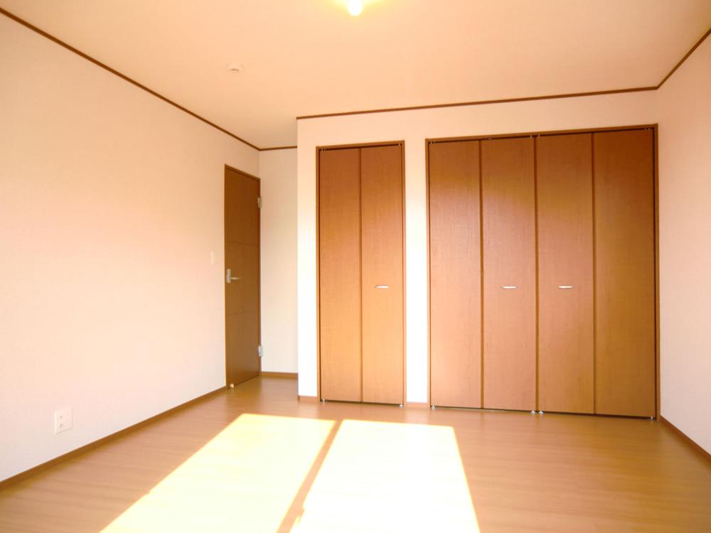 Other introspection. Equipped each room storage