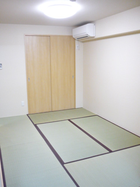 Other room space. Japanese-style room, Air conditioning, With lighting (LED)! !