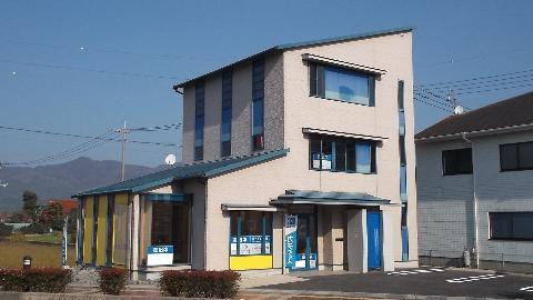 Local appearance photo. It is a modern building