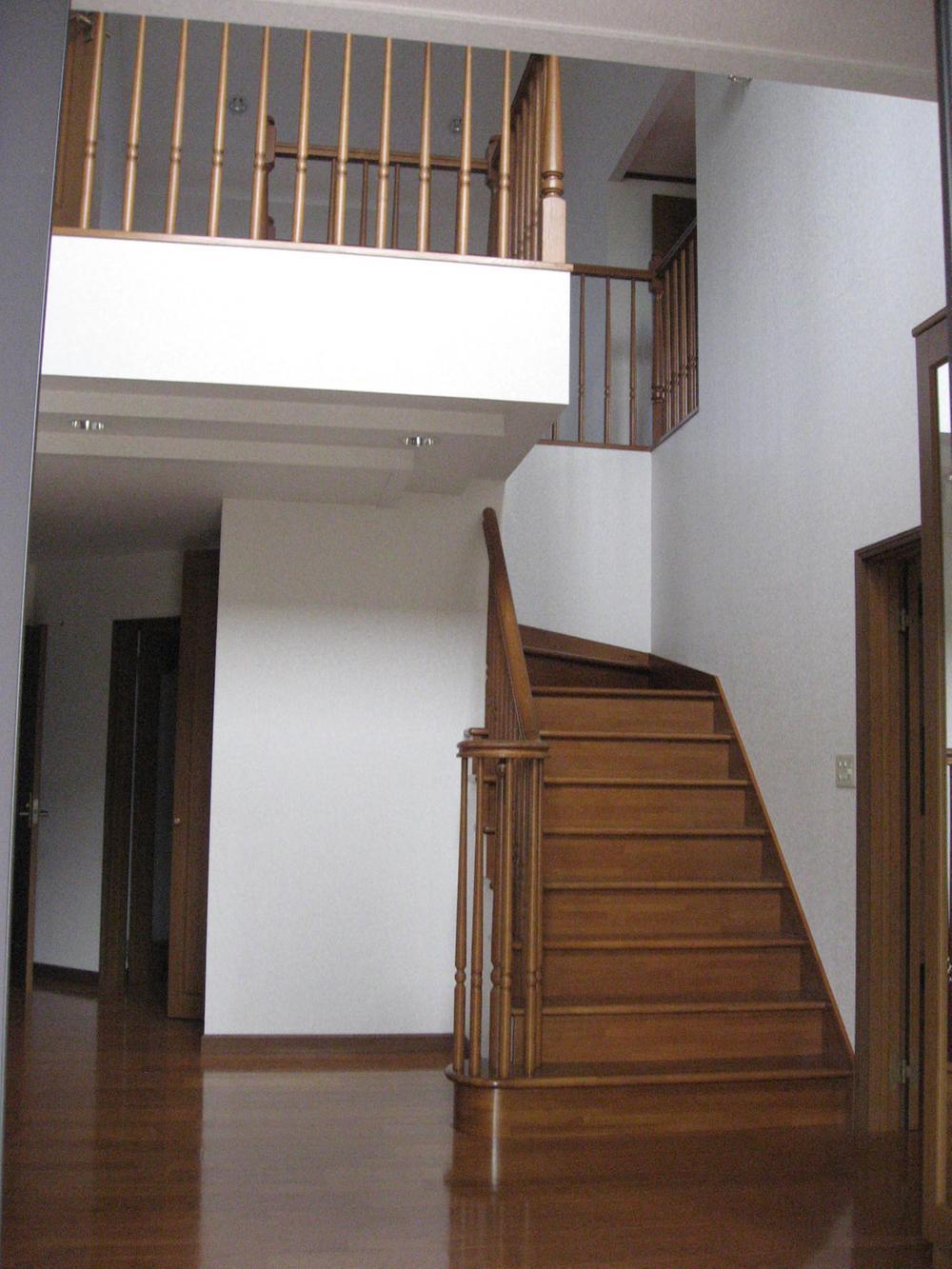 Entrance. Spacious entrance of the atrium