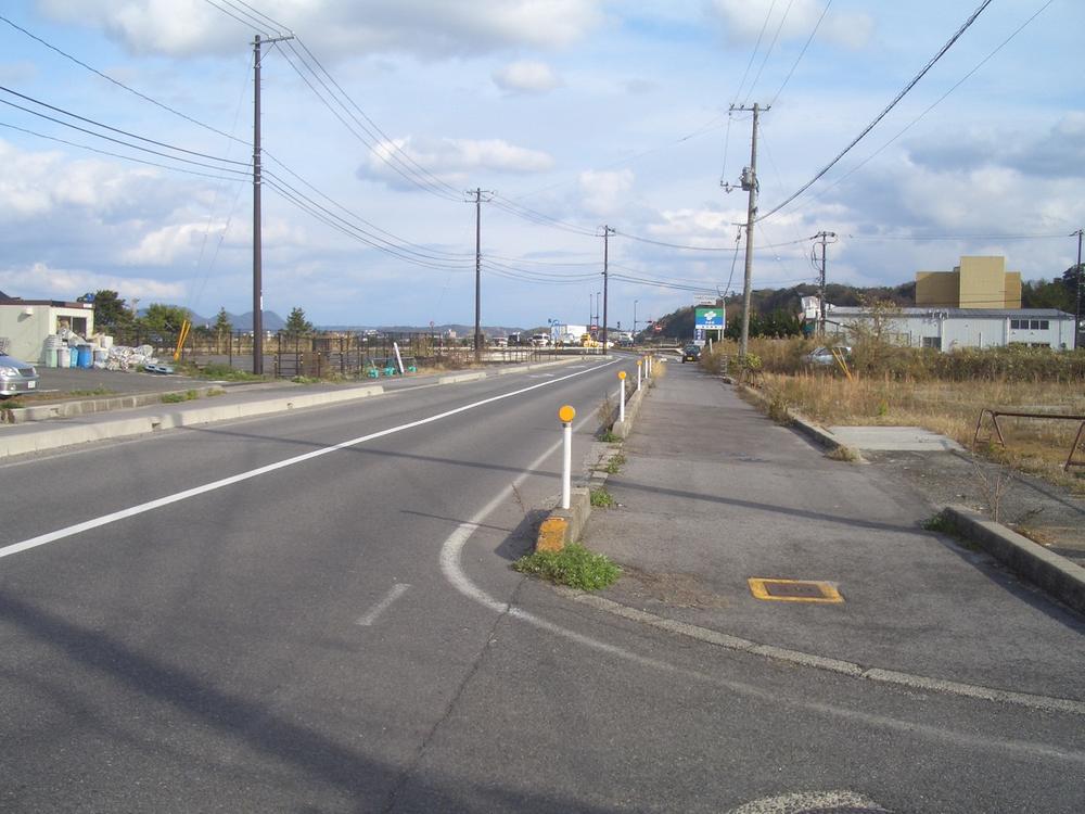 Local photos, including front road. North road (from Tamayu direction to Matsue direction)