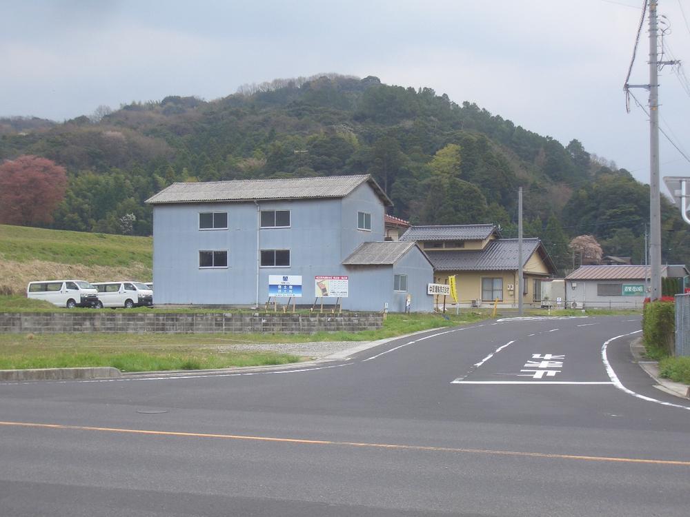 Local land photo. It is in front of the building