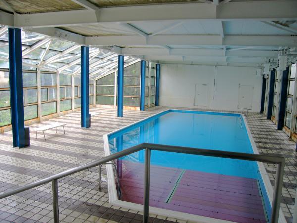 Other common areas. It is an indoor pool. Since it is a hot water, Regardless of the four seasons you can to maintain a healthy here.  It is a rare indoor pool rooms at the resort condominium of Atami.