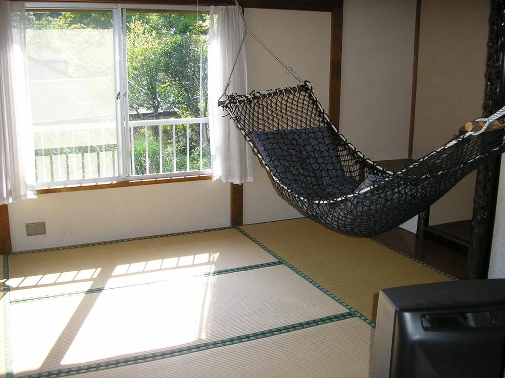 Other introspection. Japanese-style room 8 quires