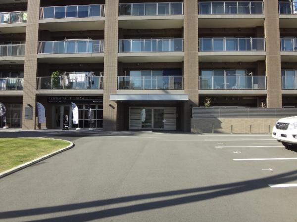 Entrance. Sub Entrance