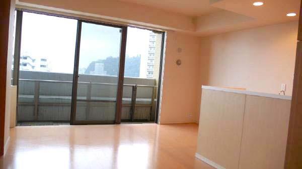 Living. Room in: currently can not guide you in your room lessee's in the rental agreement because of during your use.