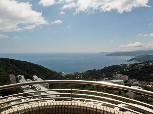 View photos from the dwelling unit. Overlooking the Sagami Bay