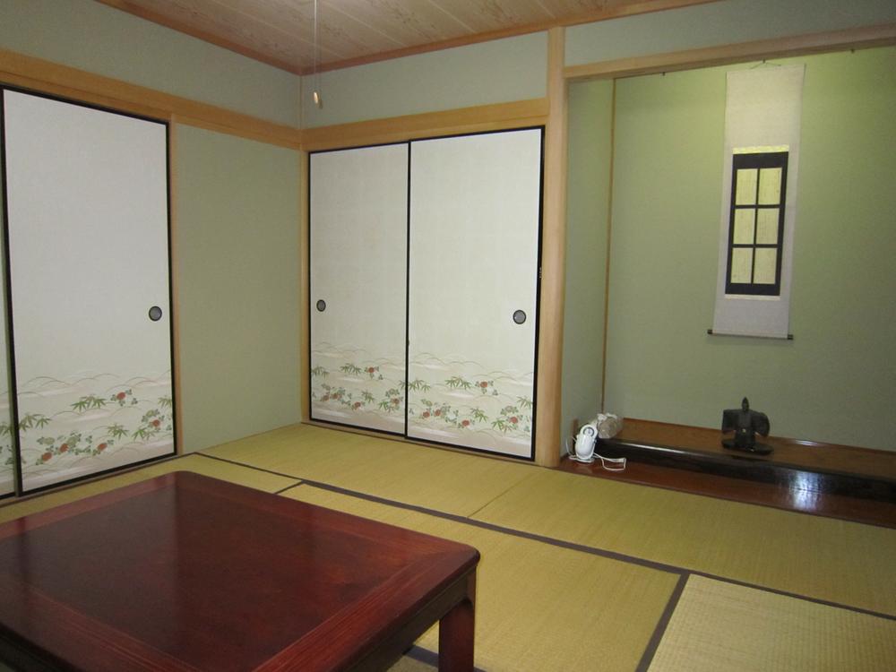 Other introspection. First floor Japanese-style room