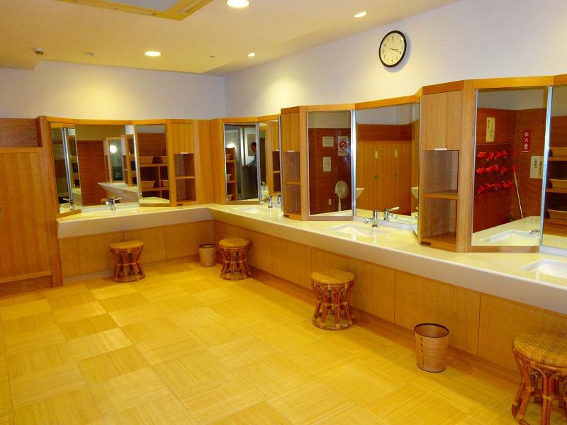 Other common areas. Common areas Large bathhouse dressing room