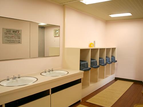 Other common areas. Clean dressing room