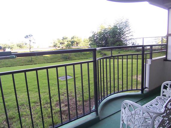 Balcony. local