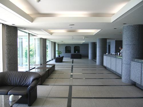 lobby. A spacious and airy lobby